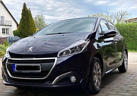 Peugeot 208 PureTech 82 Active Active