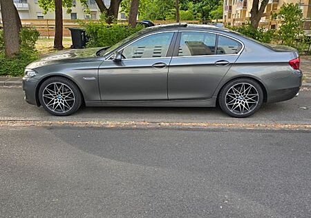 BMW 530d xDrive A Luxury Line