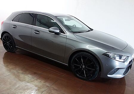 Mercedes-Benz A 200 Progressive Sportpaket MBUX/Leder/19-Zoll
