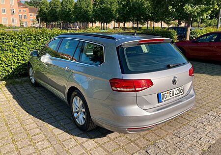 VW Passat Variant Volkswagen 2.0 TDI SCR DSG Comfortline V...