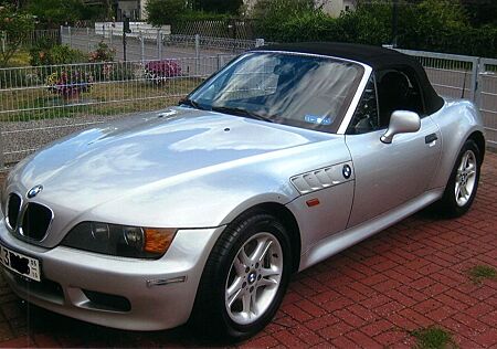 BMW Z3 Cabrio 1.9i-Leder,Klima,Saisonfzg-TÜV 26