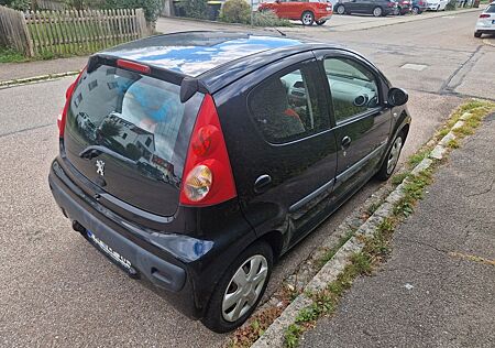 Peugeot 107 Petit Filou 70 Petit Filou