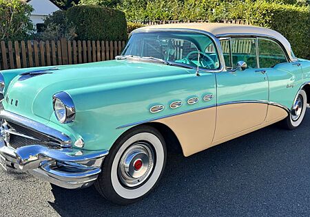 Buick Century 4-Door Hardtop ohne B-Säule
