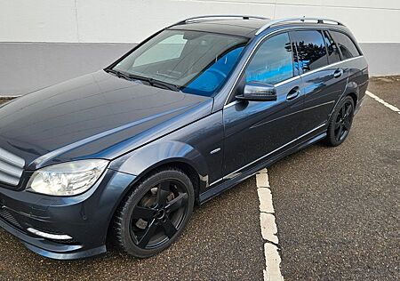 Mercedes-Benz C 250 CGI T BlueEFFICIENCY Autom. -