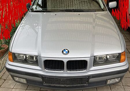 BMW 318ti Compakt