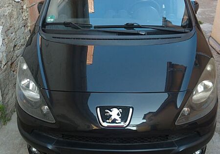 Peugeot 1007 Sport 110 2-Tronic Sport