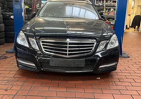 Mercedes-Benz E 350 BlueTEC T AVANTGARDE AVANTGARDE