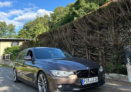 BMW 320d xDrive Touring -