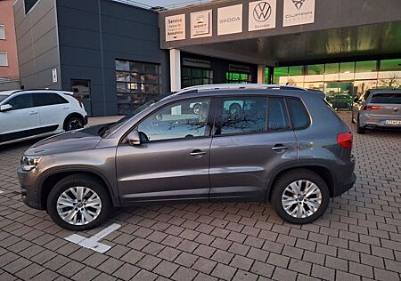 VW Tiguan Volkswagen 2.0 TSI 155kW DSG 4MOTION LIFE LIFE