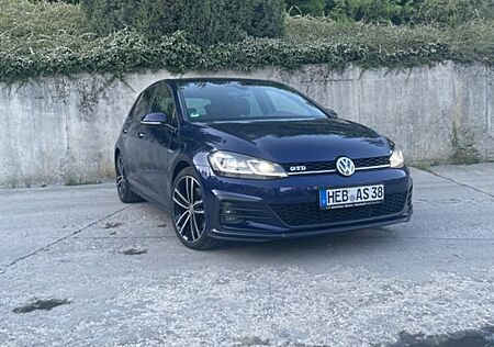 VW Golf Volkswagen 7.5 GTD 2.0 TDI Dig.Tacho/Keyless/Leder