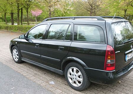 Opel Astra 1.6 Njoy Njoy