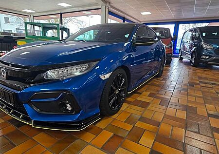 Honda Civic 1.0 i-VTEC Turbo Executive Sport Line 93 k