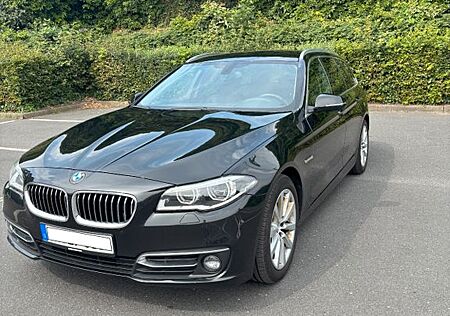 BMW 520d xDrive Touring A -