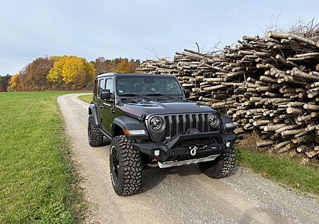 Jeep Wrangler Rubicon ORZ RIVAL Warn Winde