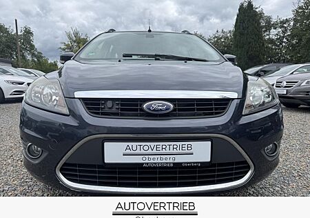 Ford Focus Titanium 1.8 KLIMA PDC AHK TEMPO HU.NEU