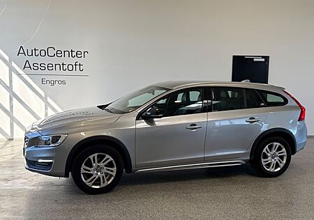 Volvo V60 CC V60 Cross Country D3 Aut. Momentum Xenon Leder