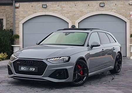 Audi RS4 Competition Plus *PANO *DRC *B O *HUD *MATRI
