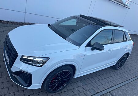 Audi Q2 40 TFSI Stron quattroSlinePANO ANH STANDHEIZ