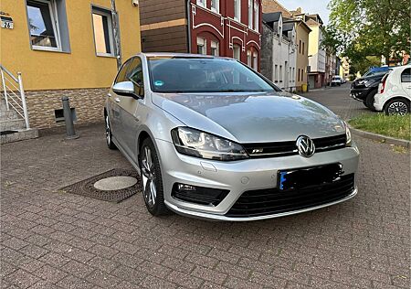 VW Golf Volkswagen 2.0 BlueTDI DSG CUP CUP R-Line