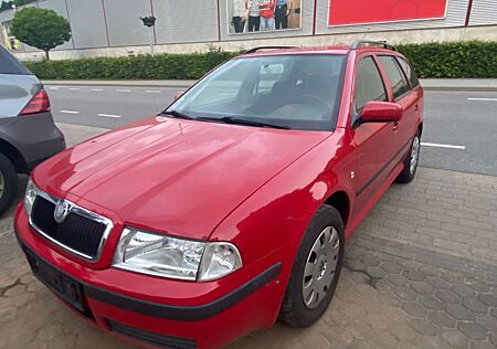 Skoda Octavia Combi Ambiente Beleuchtung. 1.6 klima