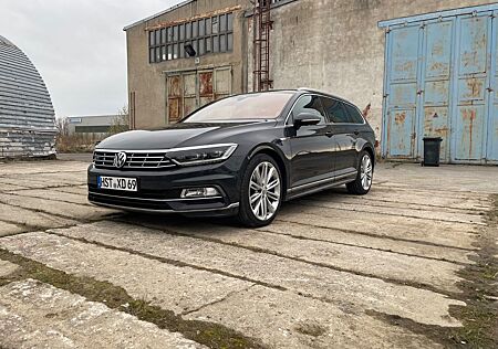 VW Passat Variant Volkswagen 2.0 TDI DSG 4M Hightline R-Line