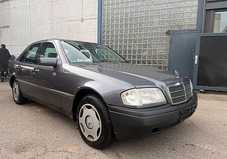 Mercedes-Benz C 180 HU & AU Service neu *