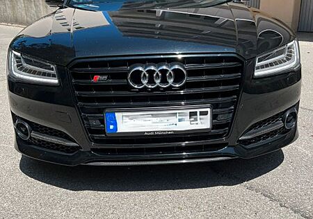Audi S8 4.0 TFSI plus tiptronic quattro -