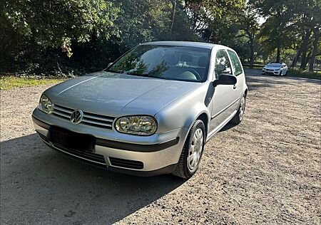 VW Golf Volkswagen 1.9TDI 74 kW Basis Basis