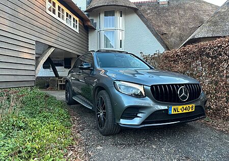 Mercedes-Benz GLC 43 AMG Mercedes-AMG GLC 43 4MATIC Autom....