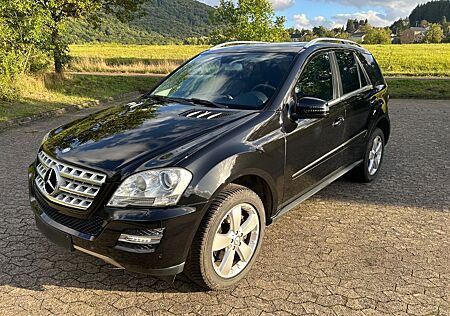 Mercedes-Benz ML 350 CDI 4MATIC - sehr gepflegt frischer TÜV