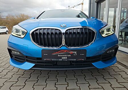 BMW 120i Advantage, Automatik, CarPlay, LED