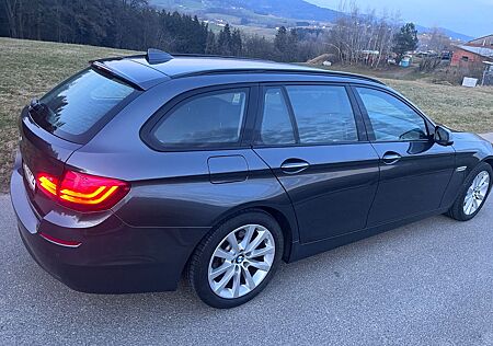BMW 525d xDrive Touring A - AHK