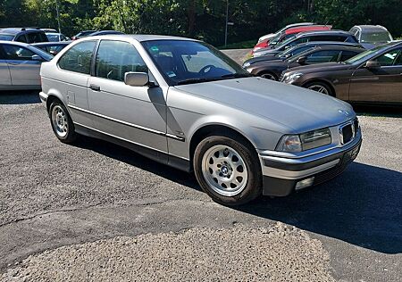 BMW 316i Compakt Exclusiv Edition Aut&Leder&Klima