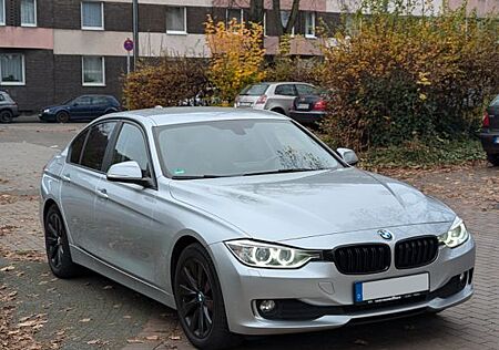 BMW 316i - Automatik - Carplay & Android Auto