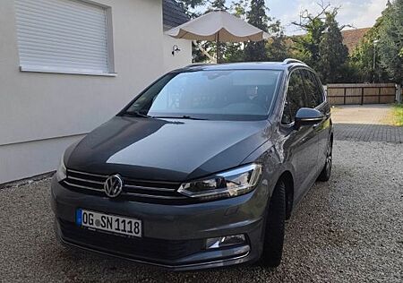 VW Touran Volkswagen 2.0 TDI SCR DSG Highline Highline
