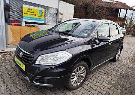 Suzuki SX4 S-Cross (SX4) S-Cross 4x4 Navi Xenon Panor Ahk Leder
