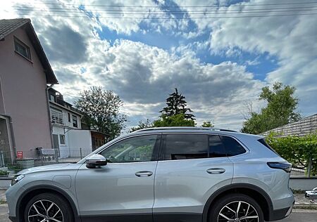VW Tiguan Volkswagen 1.5 eHybrid OPF 110kW DSG Elegance