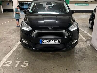 Ford Grand C-Max 7 Sitzer Titanium