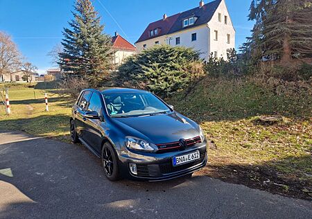 VW Golf Volkswagen 2.0 TSI GTI GTI