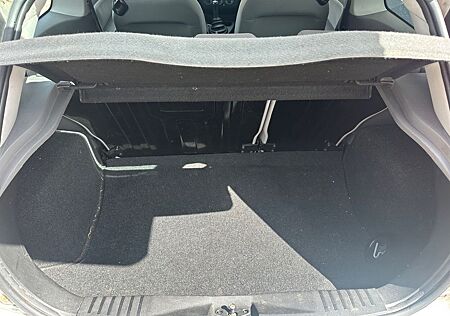 Ford Fiesta 1.3 51 kW -