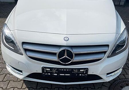 Mercedes-Benz B 180 Autotronic -