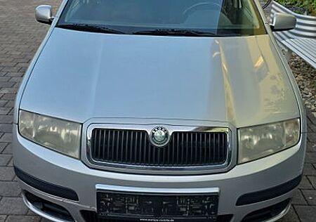 Skoda Fabia Combi 1.4 16V 55kW Elegance