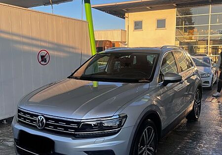 VW Tiguan Volkswagen 2.0 TDI SCR DSG Highline