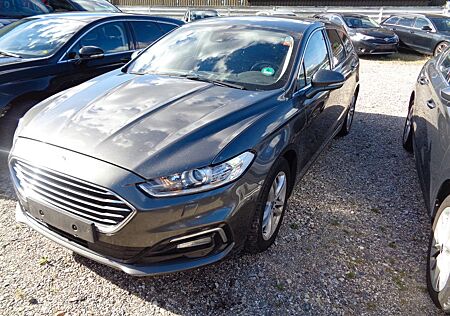 Ford Mondeo Turnier Titanium NEU MODELL