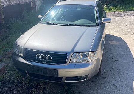Audi A6 3.0 quattro Avant -