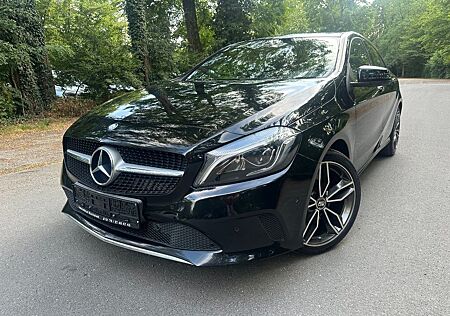 Mercedes-Benz A 200 Urban LED Panoramadach Super Optik