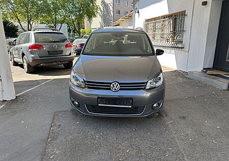 VW Touran Volkswagen Style*DSG Xenon LED Pano Navi Alu*