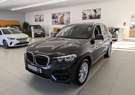 BMW X3 xDrive30i 2.0 xDrive30i Advantage (8-Gang.Aut