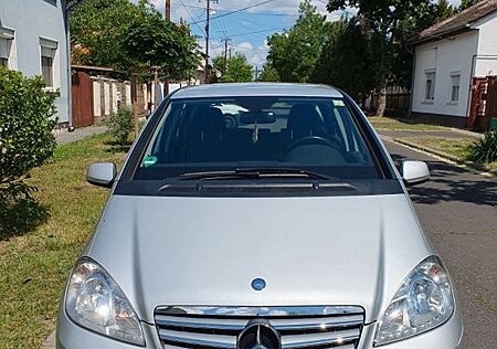 Mercedes-Benz A 180 d DCT - Aut. Getr., SHZ, Tempom., Regensen