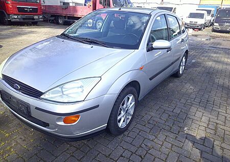 Ford Focus *AUTOMATIK*
